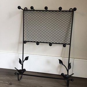 Urban outfitters jewelry hang